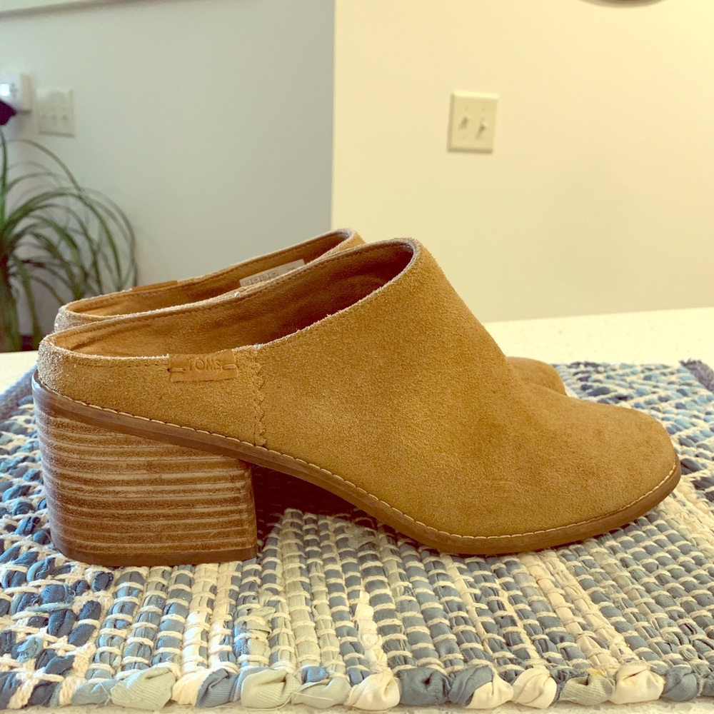 Toms Shoes Size 11